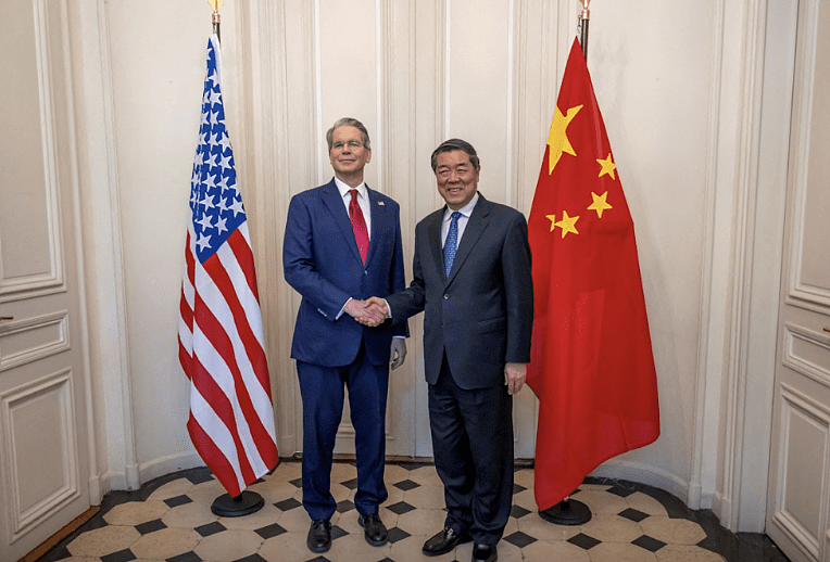 中美贸易战：何立峰与贝森特3月15日至16日巴黎会面，聚焦关税稀土大豆议题（图） - 1