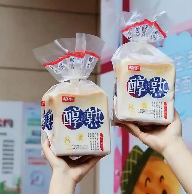 市值蒸发超300亿!“面包一哥”沦为提款机?家族累计套现超31亿(组图) - 33