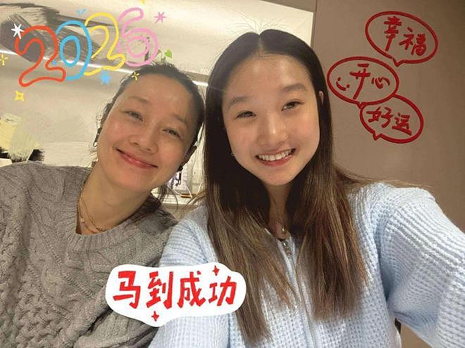 49岁马伊琍近况曝光与文章离婚已经6年，如今17岁女儿比她还漂亮（组图） - 2