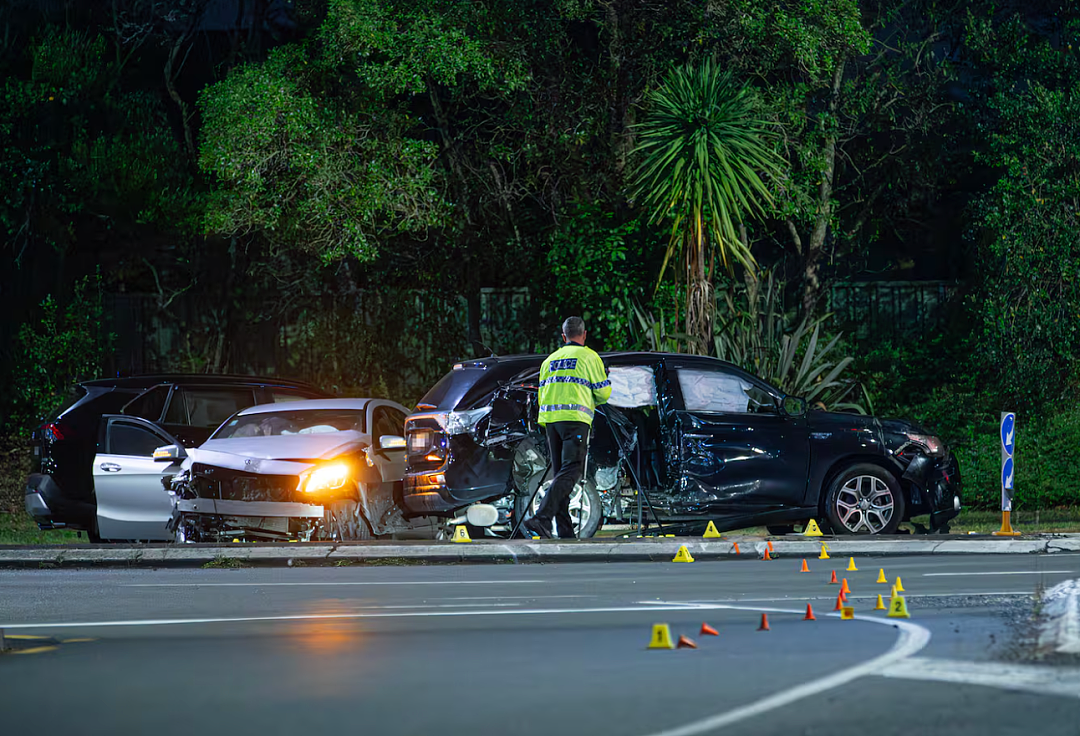 新西兰油还能撑多久?政府回应!奥克兰三车相撞致儿童身亡,物价再涨2.3%(组图) - 3