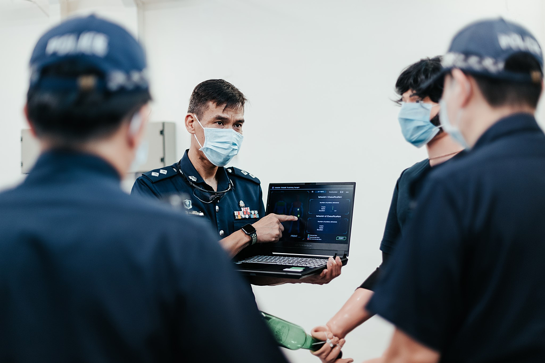 中国美女求助:在新加坡打工的父亲“失联”,跨国报警被告知在坐牢!真相竟引上千网友怒斥(组图) - 23