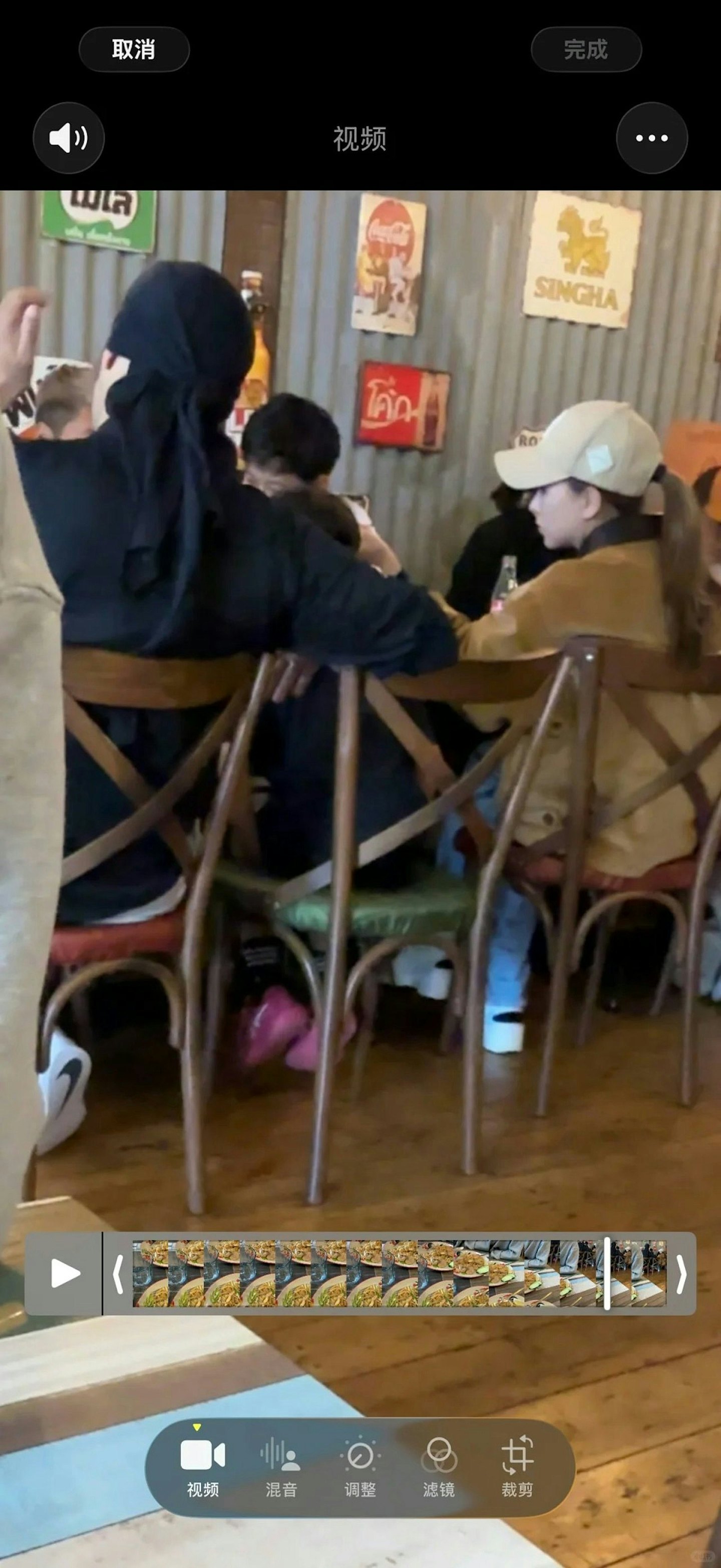 乐坛天王澳洲被捕获走姿僵硬令人忧心！患遗传病曾要妈妈帮忙穿袜（组图） - 3