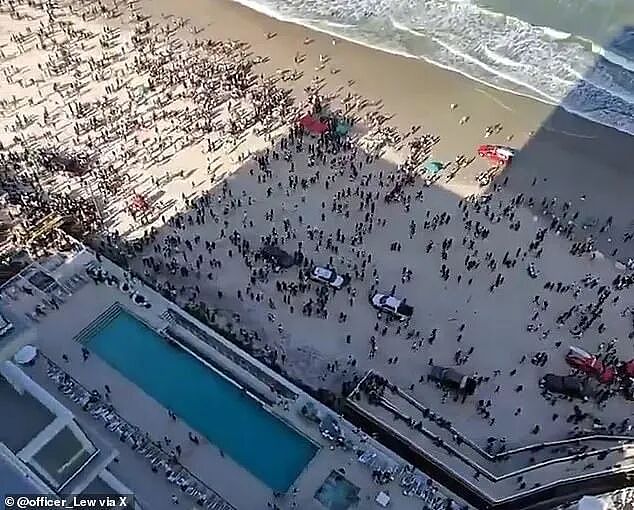 恐怖！数千游客尖叫逃命、度假天堂海滩变战场！3天5起枪击，警匪火拼（视频/组图） - 5