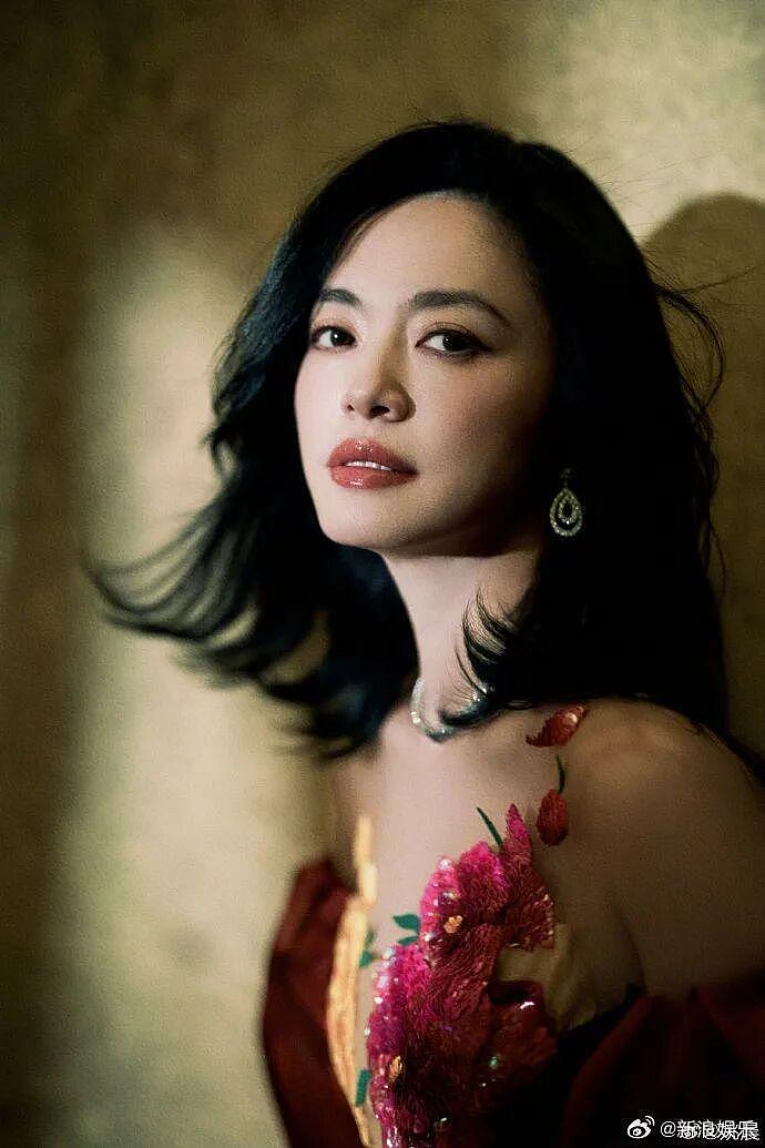 姚晨工作室否认和侯雯元恋情：假，谣言止于智者；此前男方否认：勿编故事，勿造谣（组图） - 3