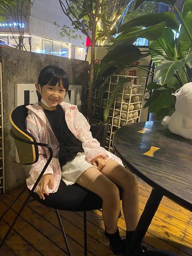 39岁白冰近况曝光！与丁一离婚已经5年，12岁女儿遗传了她的美貌（组图） - 9