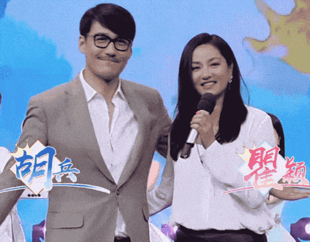 【社交】54岁瞿颖“退休后”又翻红，超模归来竟是女“梗”王！网友：我的快乐都是姐姐给的（组图） - 22