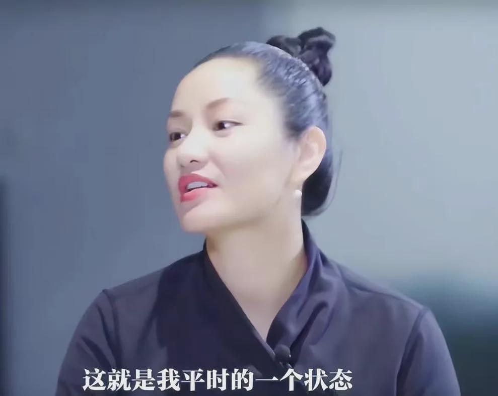 【社交】54岁瞿颖“退休后”又翻红，超模归来竟是女“梗”王！网友：我的快乐都是姐姐给的（组图） - 27