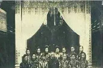 【两性】古代九大性知识:一聘九女 日子过的好幸福(组图) - 10