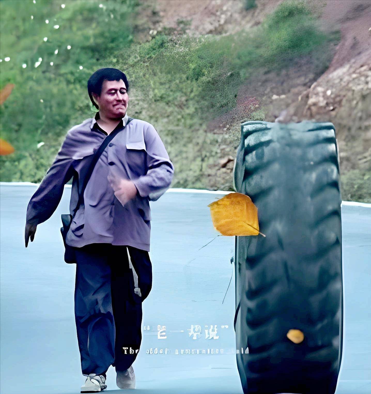 69岁赵本山：岳父离世后，他托起岳母的晚年，白发苍苍仍要尽孝（组图） - 3