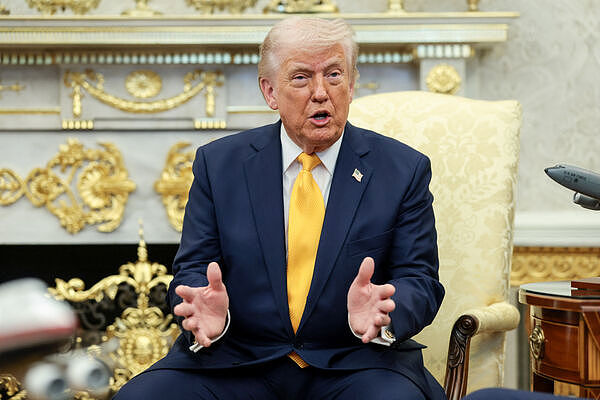 伊朗拟收6400万过路费！再呛特朗普：被炸就全面封锁荷莫兹海峡（组图） - 2