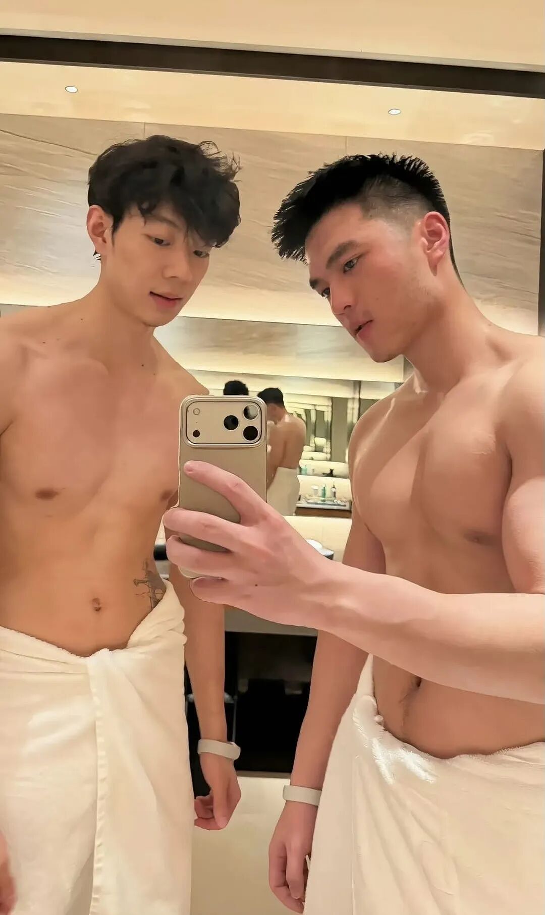 【帅哥】185cm大鼻子肌肉帅哥,网友直呼:看着很厉害(组图) - 6