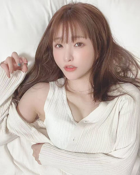 【美女】日菲混血女神！天使堕落凡间！这身材颜值太绝了（组图） - 3