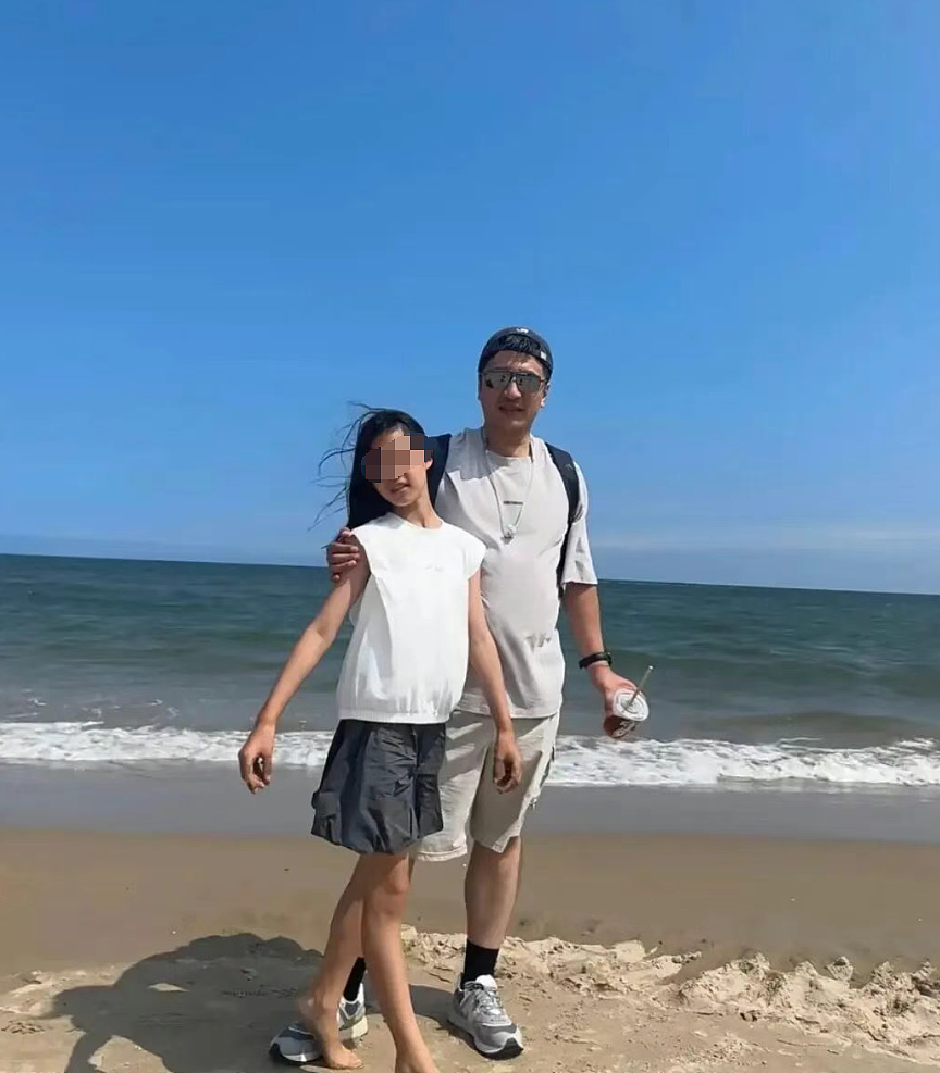 网曝张雪峰立有遗嘱!巨额遗产和股份前妻女儿妻子三人这么分:网友吵疯了(组图) - 10
