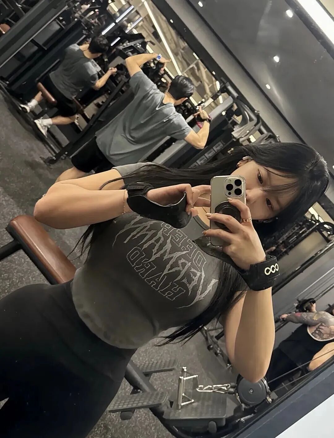 韩国美女 | 泡菜国网红Ins健身模特，这个无敌的臀围（组图） - 13