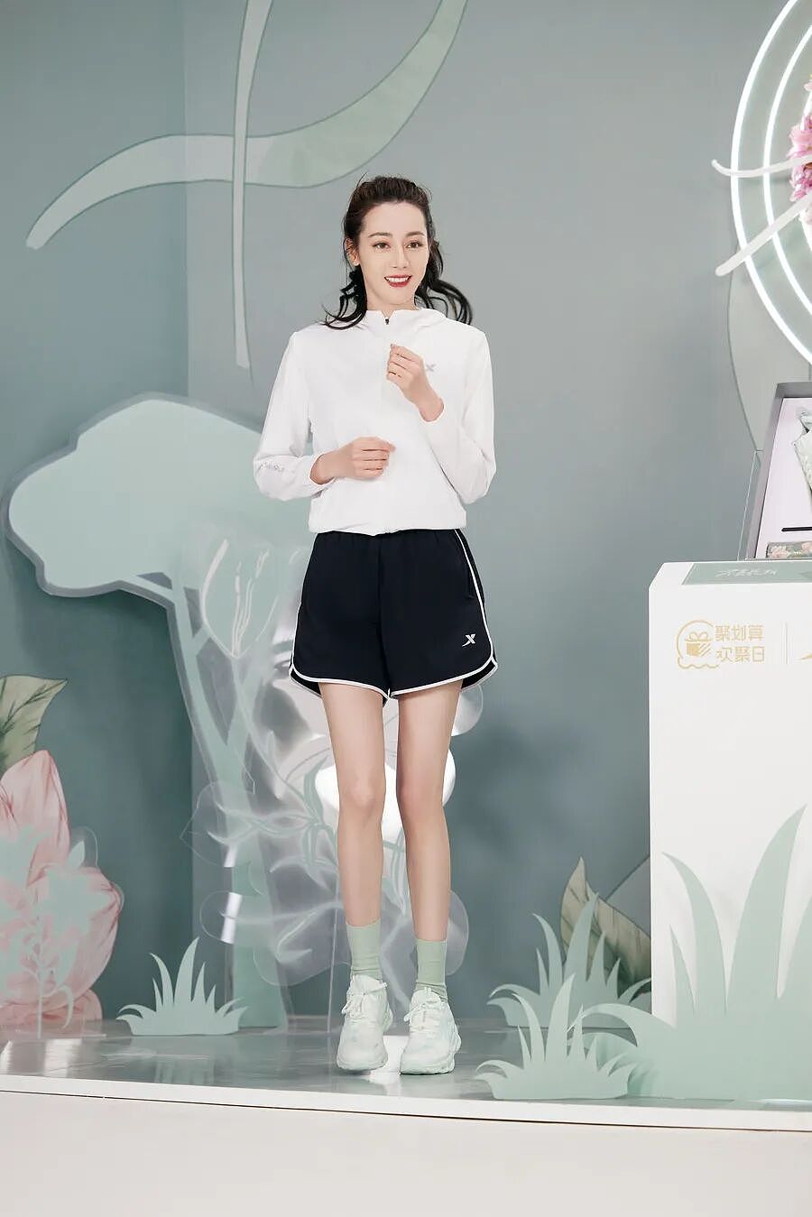 【美女】女神日推：迪丽热巴（组图） - 14