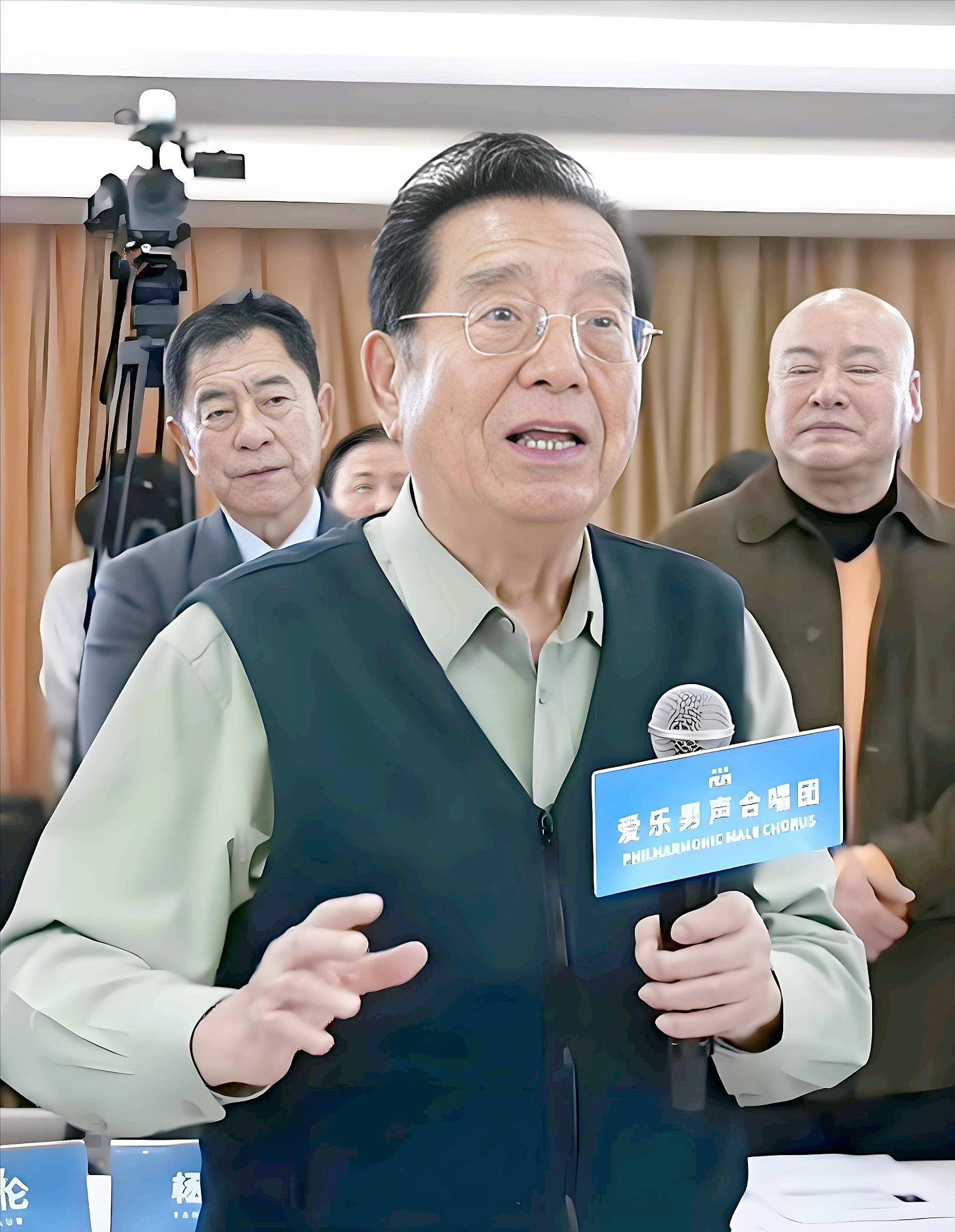 李双江过87岁生日!妻子、儿子都没在身边,离婚的传言又起(组图) - 6