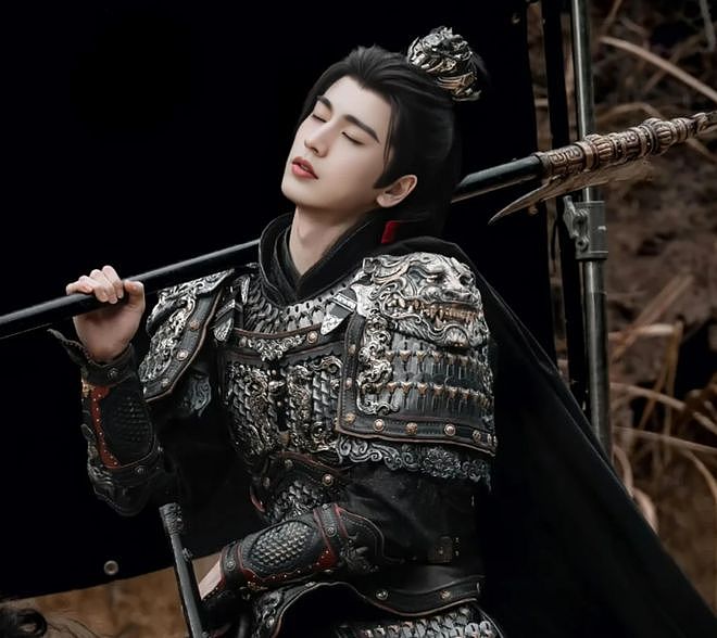 业内曝“粉底液将军”要被开会研讨，剧情争议更大，网友呼吁下架（组图） - 4