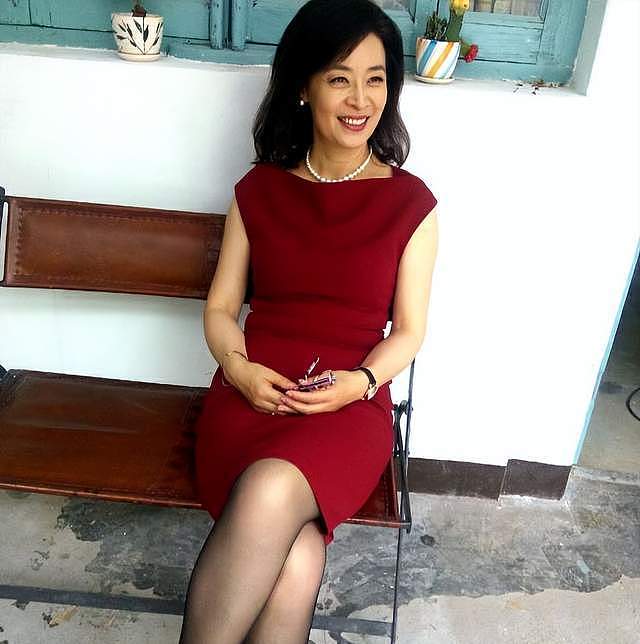 67岁顾艳宣布儿子结婚,晒儿子儿媳照片,谈婆媳相处被夸好婆婆(组图) - 6