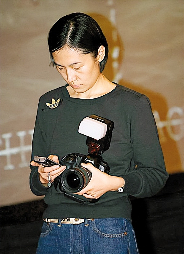 高原表弟、周迅前任、齐溪前夫…出道23年后，宋宁峰解锁新身份（组图） - 7