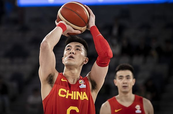 大陆球星郭艾伦遭诈骗上千万元!曾担任反诈宣传员(组图) - 1