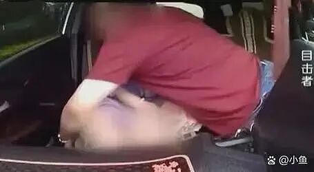 妻子怀疑丈夫出轨深夜趴车尾跟踪,现场视频被拍后警方出手了(组图) - 14