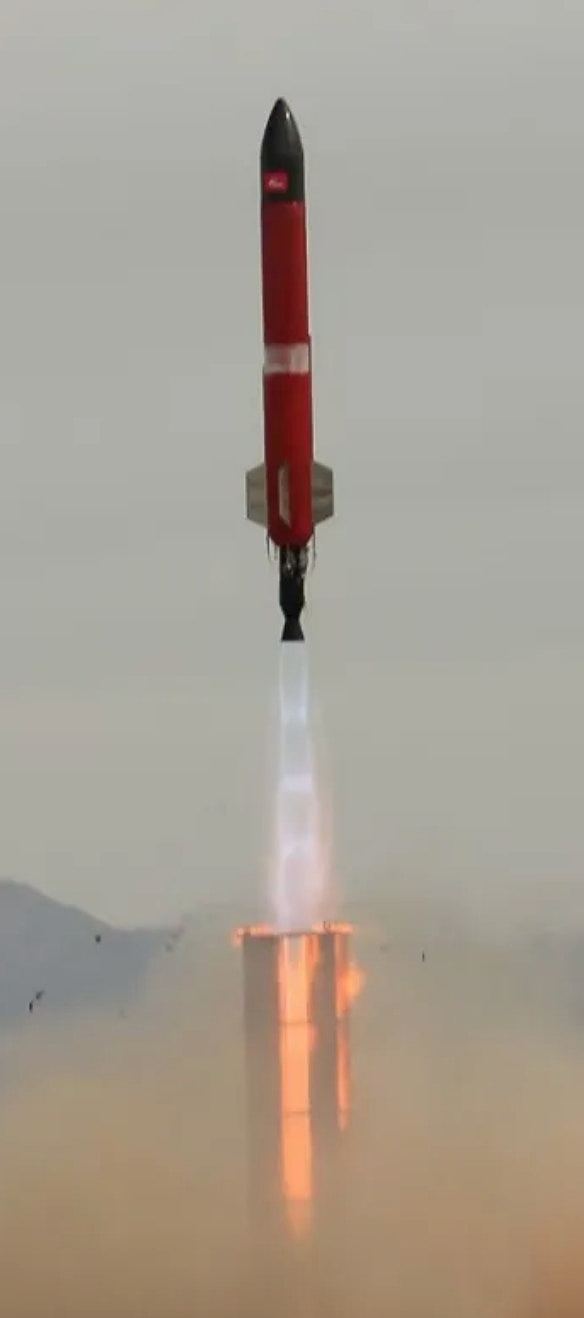 中国版Elon Musk!深圳95后年轻人自制火箭发射升空(组图) - 10