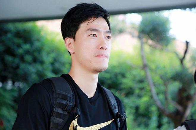 42岁刘翔近况曝光！与葛天离婚后娶吴莎，长期在国外旅游很惬意（组图） - 3