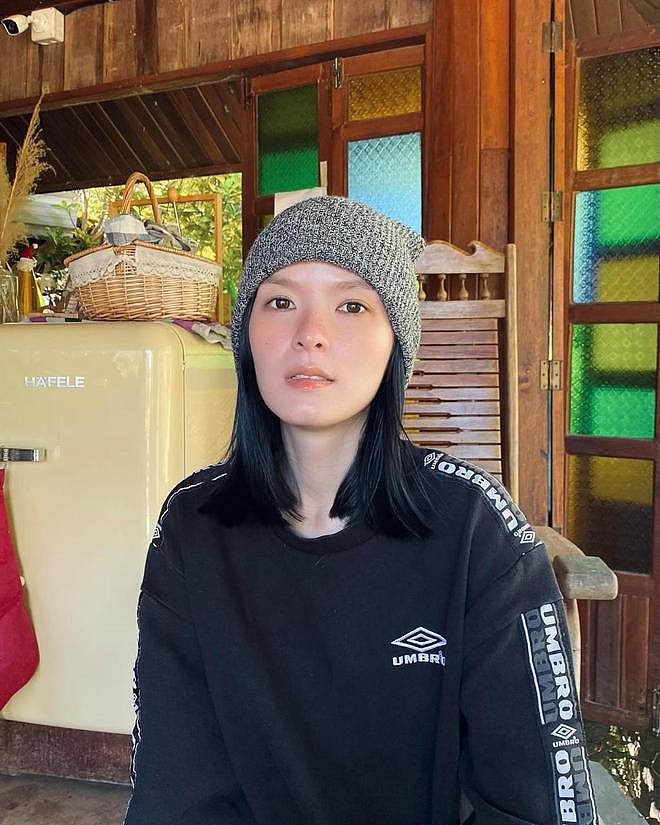 著名女星送医期间遭性侵，救护员趁其无力反抗，用手机拍照威胁（组图） - 8