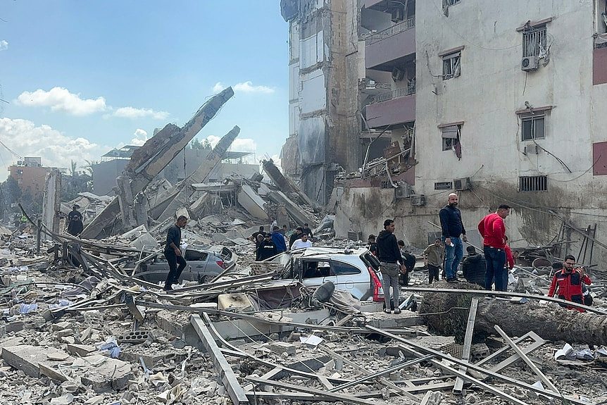 外媒：以色列空袭黎巴嫩造成大规模伤亡，美伊停火岌岌可危（组图） - 1