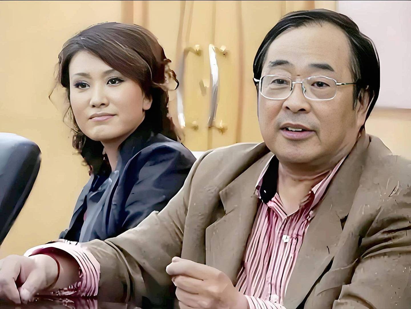 女星王茜给导演男友扫墓！挚爱离世12年，58岁的她至今单身（组图） - 6