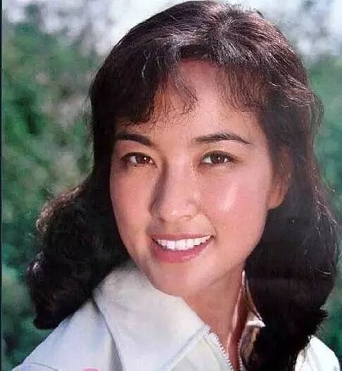 【美女】20位绝色美人！看一眼都值了（组图） - 7