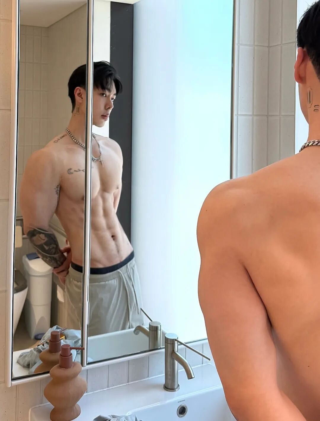 【帅哥】英国留学健身狼狗腰猛男刚回国就被得吃？男友：这腰也太会扭了....（组图） - 8