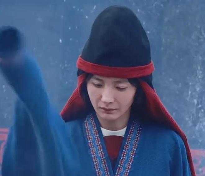 39岁杨幂淡妆演少女，最新生图曝光年龄感明显，努力扮嫩还是违和（组图） - 15