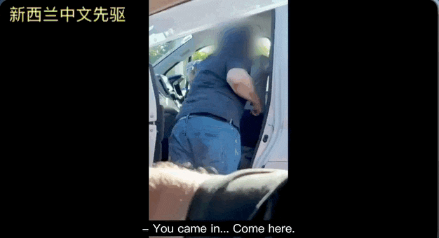 血染衬衫!西人男子路怒,当街殴打华人司机,全过程被拍下(视频/组图) - 3