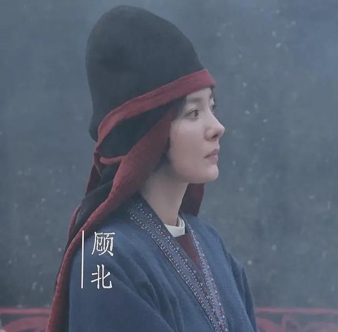 39岁杨幂淡妆演少女，最新生图曝光年龄感明显，努力扮嫩还是违和（组图） - 16