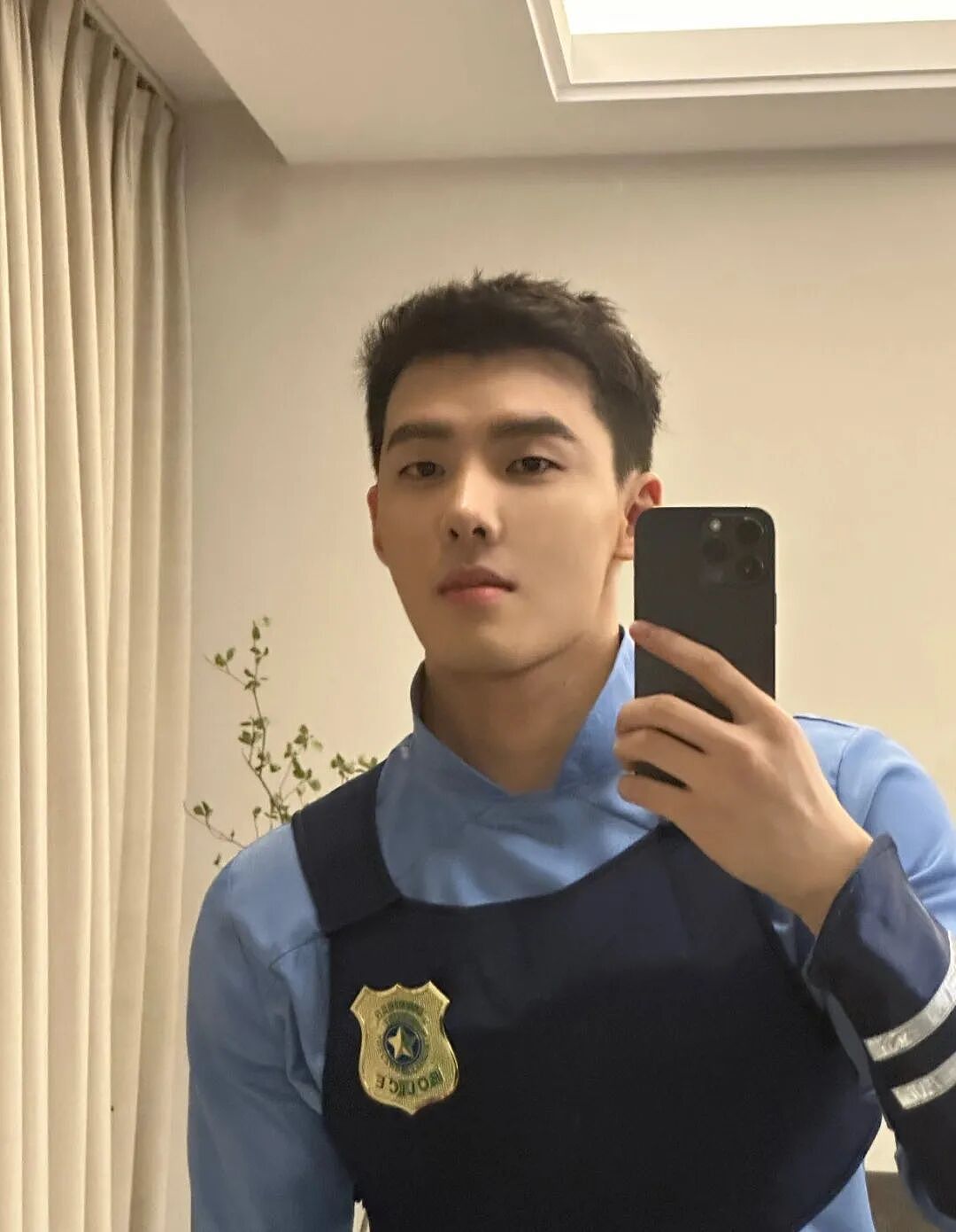 【帅哥】卖茶叶的痞帅猛男爆火全网,被网友扒出曾是推特老人...(组图) - 11