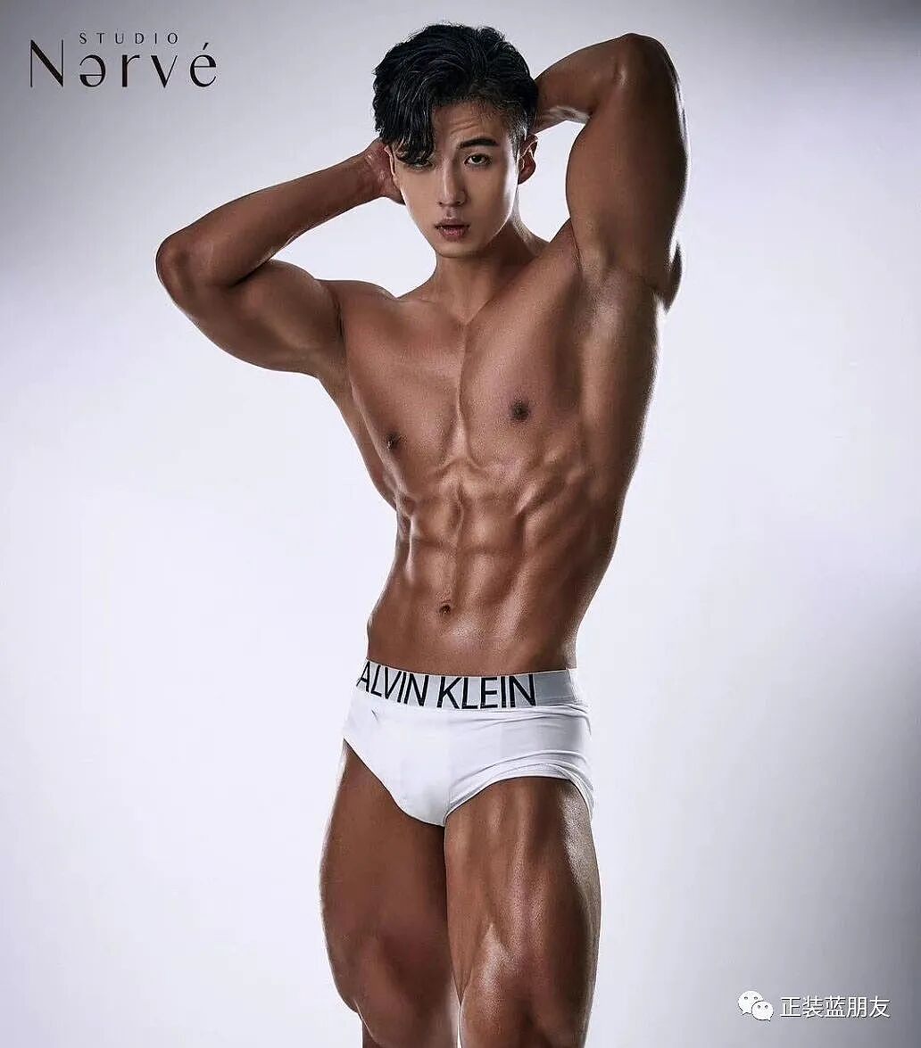 健身男神，五官完美，身材健壮结实的小哥哥（组图） - 8