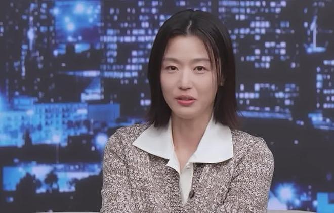 宋慧乔都戴老花镜了？44岁状态越来越差，近照翻车被吐槽像老奶奶（组图） - 20
