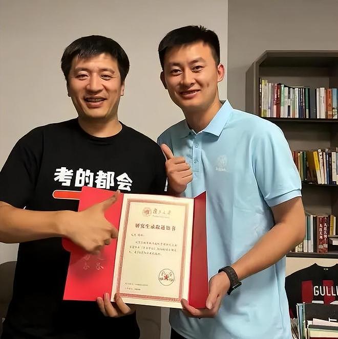 武亮还是难以代替张雪峰！员工们加班加点干活，效果却很一般（组图） - 7