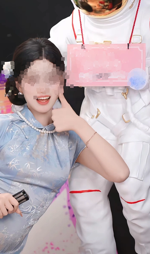 挪千万公款20岁女称“1次抖内46万无感”，现实中连包都舍不得买（组图） - 4