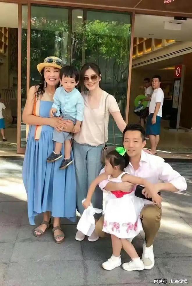 马筱梅拒回答大S子女问题,称没立人设,与汪小菲交往后始终如一(组图) - 7