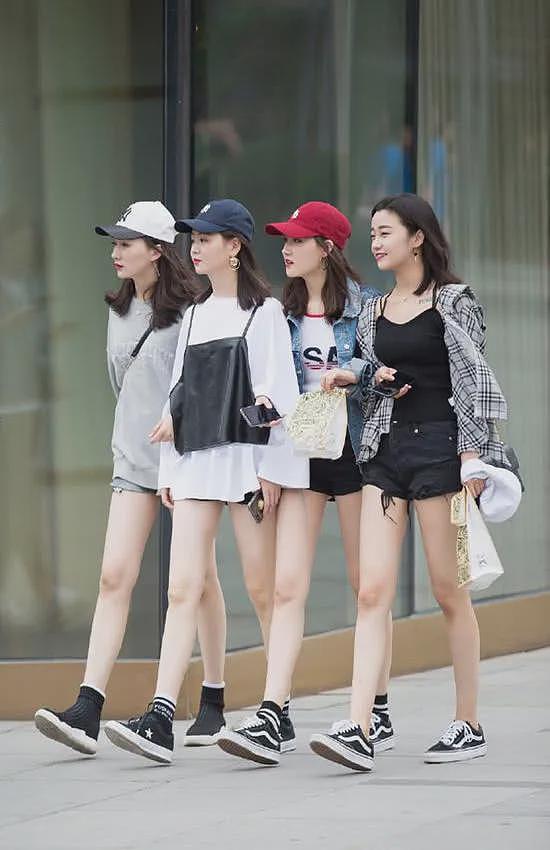 【美女】要性感就要勇敢，美少女坚持臀腿训练8年，网友直呼：太勾人不敢多看（组图） - 1