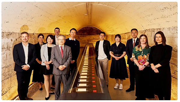 【异动股】拨云见日否极泰来？Treasury Wine Estates(ASX:TWE)中国市场业绩强势改善 运营模式将迎重大重组 Penfolds奔富品牌回归战略核心（组图） - 1