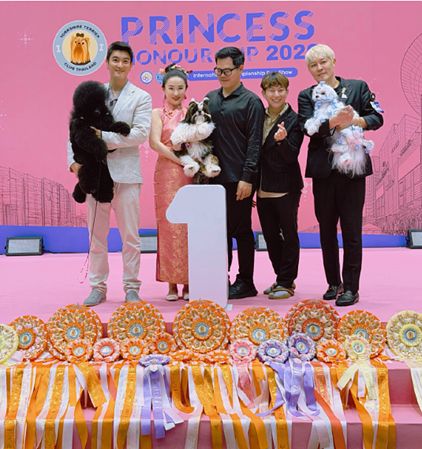 【情感】霍思燕携爱犬泰国夺冠,杜江的眼神藏不住了!相差5岁的姐弟恋太甜了(组图) - 3