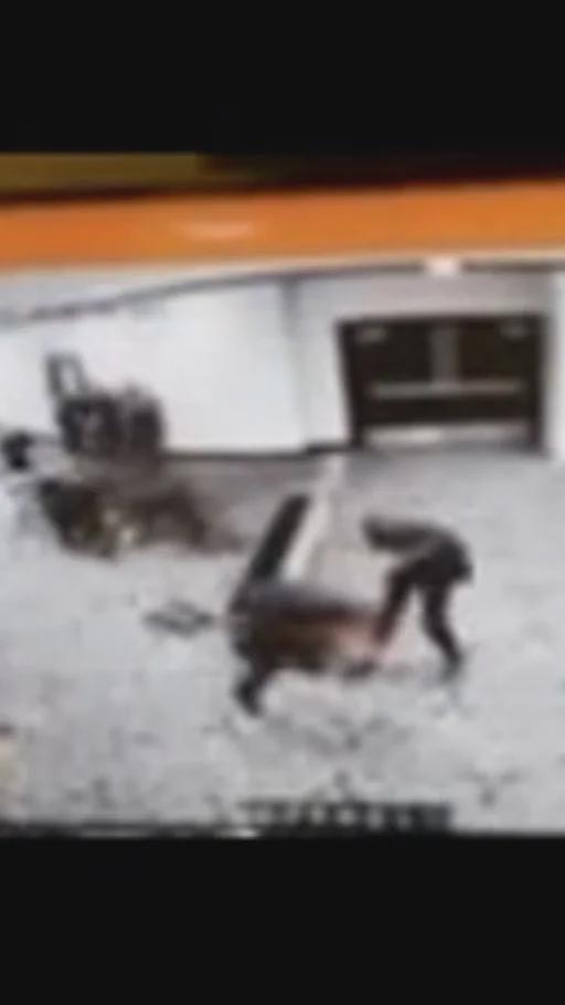 白宫记者晚宴枪击案:31岁男子被捕、特勤人员中弹 —— 我们还知道什么(组图) - 2