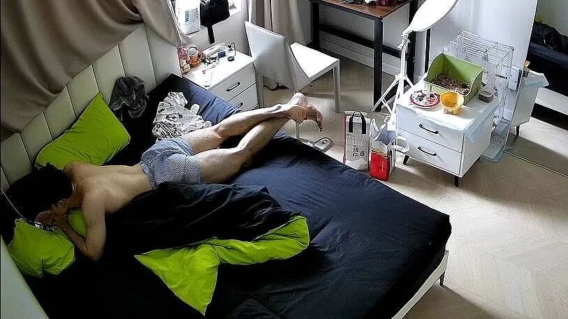 体育生监控曝光在ins上火了!这身材连老外看了都迷糊(组图) - 9