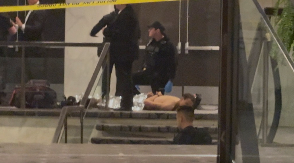 吉米秀ABC主持人指梅拉尼娅容光焕发像准寡妇，特朗普促解雇（组图） - 10