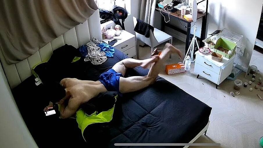 体育生监控曝光在ins上火了!这身材连老外看了都迷糊(组图) - 12