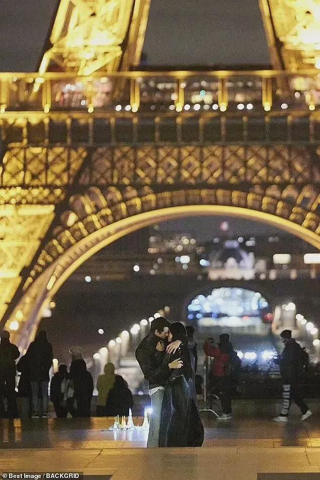 高调恋爱2年后官宣结婚？！这对90后双顶流也太勇了...（组图） - 21