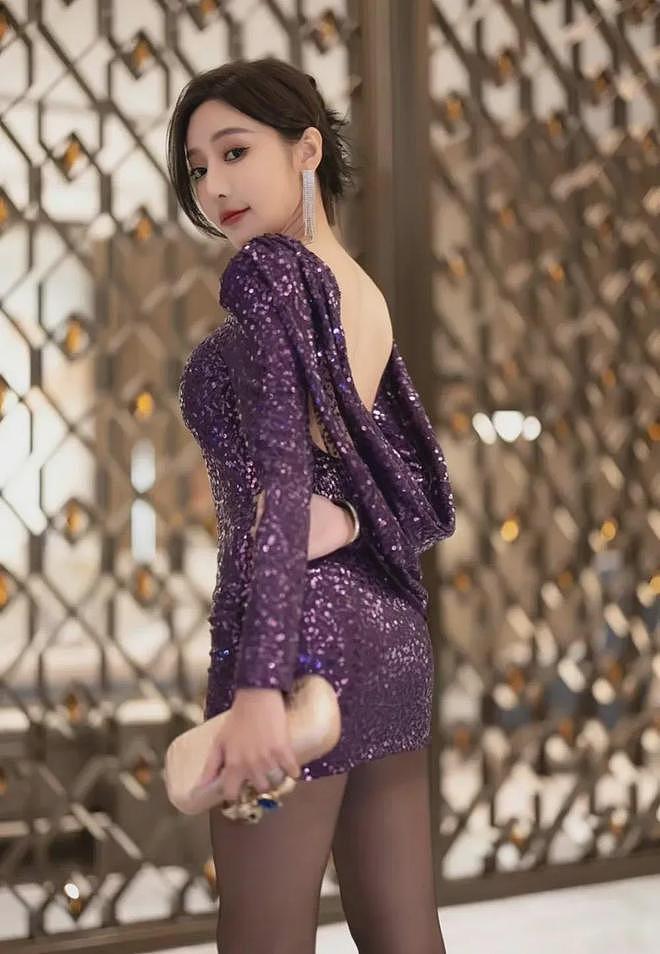 【美女】S级超美模特,长相靓丽,身材火辣妖娆(组图) - 17